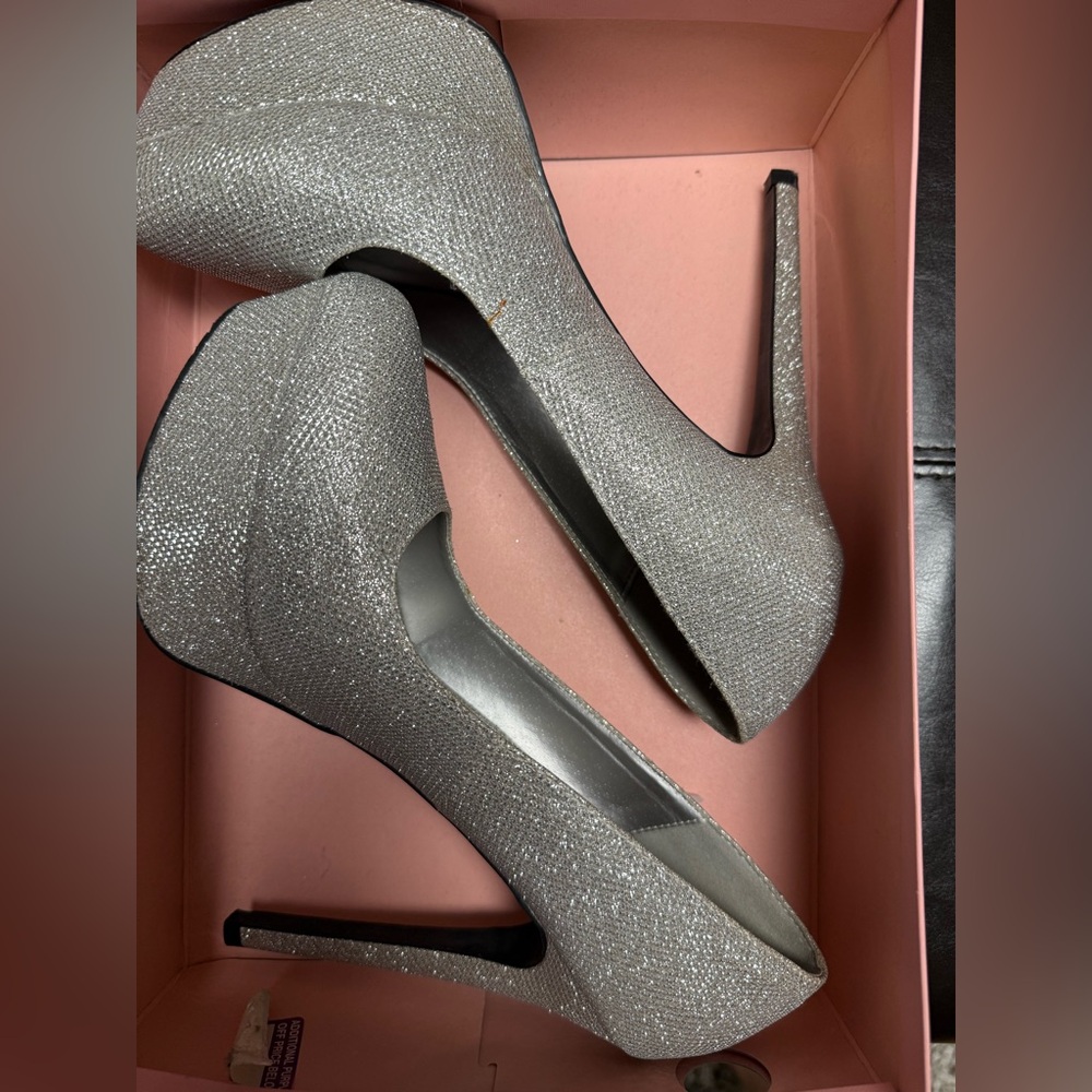 Nina Shimmering Silver Heels